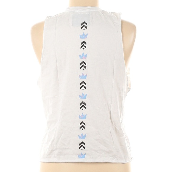 Beautiful and fun White Sleeveless Top with “Love Always Wins” on Front in M - Picture 2 of 4